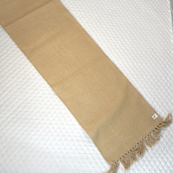 Table Runner + 4 Chili Pepper Coasters. Southwest. New. 74 in X 13.5 in Wide. - Picture 8 of 11